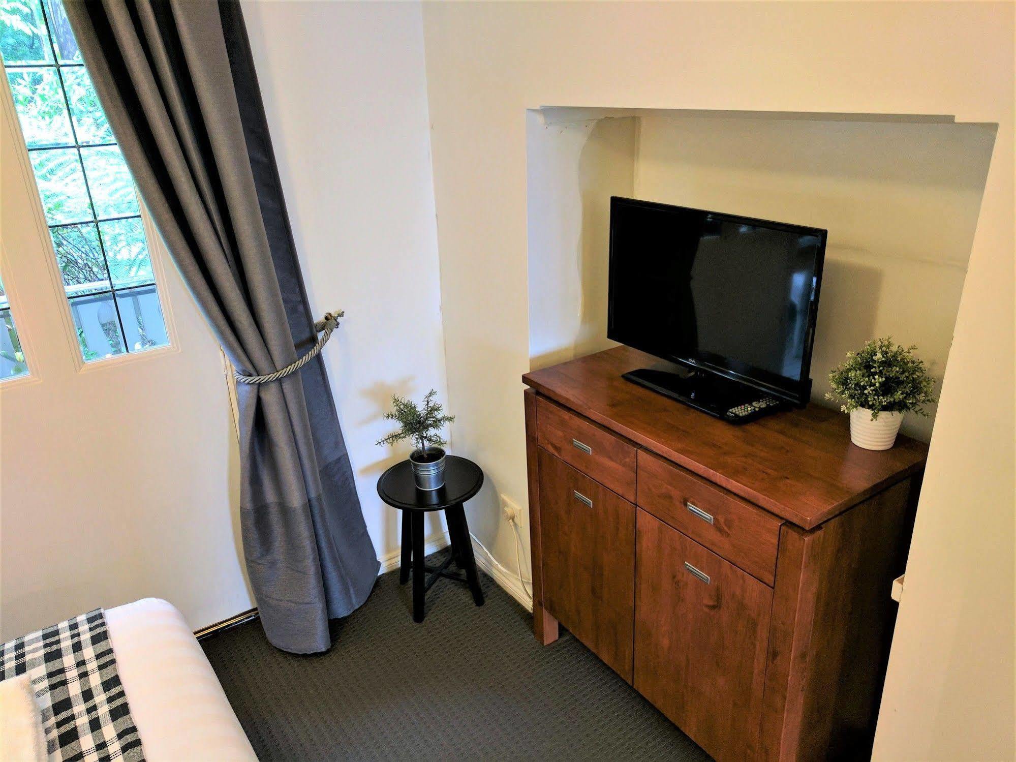 Annie Roes Luxury B&B Bend of Islands Bagian luar foto